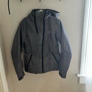 Grey Oakley ski jacket